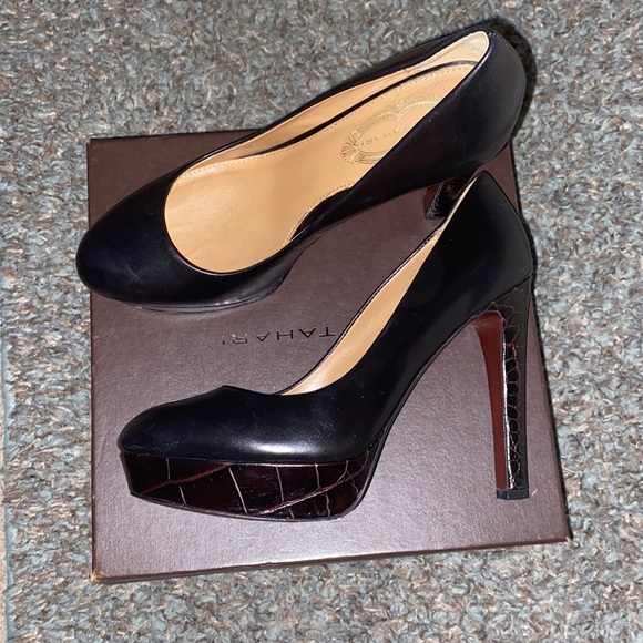 Elie Tahari Platform Pumps - Picture 1 of 7